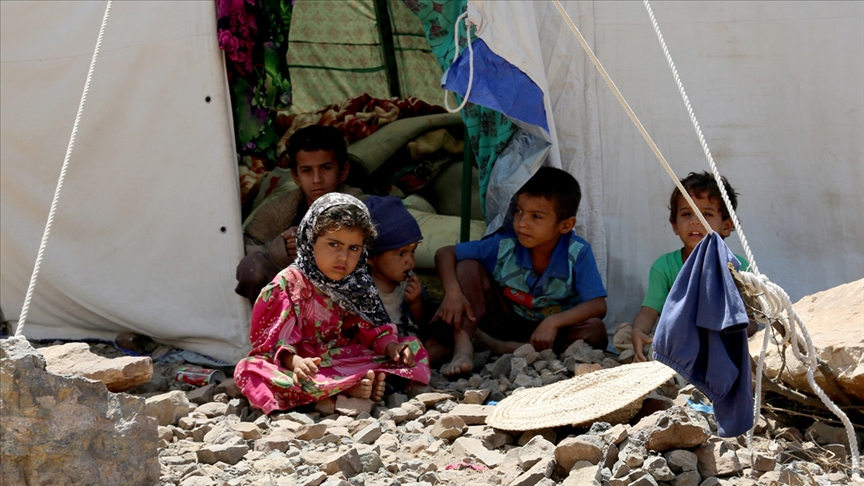 Yemen'de onlarca aile çatışmaların durduğu Ebyen'deki evlerine geri döndü