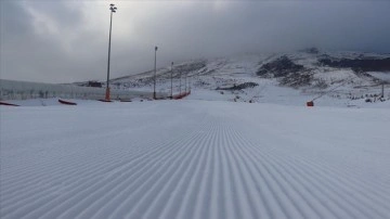 Yıldız Dağı'nda kayak sezonu açıldı