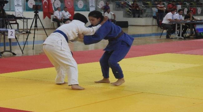Yıldızlar Judo turnuvası Kilis'te başladı