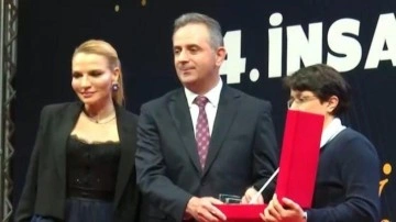 'Yılın iyi insanı' ödülü Hüseyin Bayoğlu'na verildi