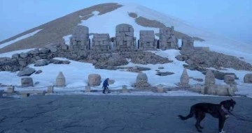 Yolu açılan Nemrut Dağı ilk turistleri ağırladı