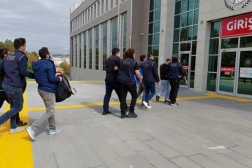 Yunanistan’a kaçmaya çalışan 5 FETÖ üyesinden 4'ü tutuklandı!