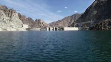 Yusufeli Barajı'nda elektrik enerjisi üretimi için ıslak testlere başlandı