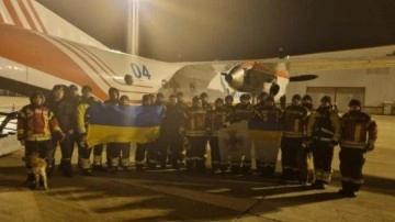 Zelenskiy: Ukrayna arama kurtarma ekibi Türkiye'ye gönderildi