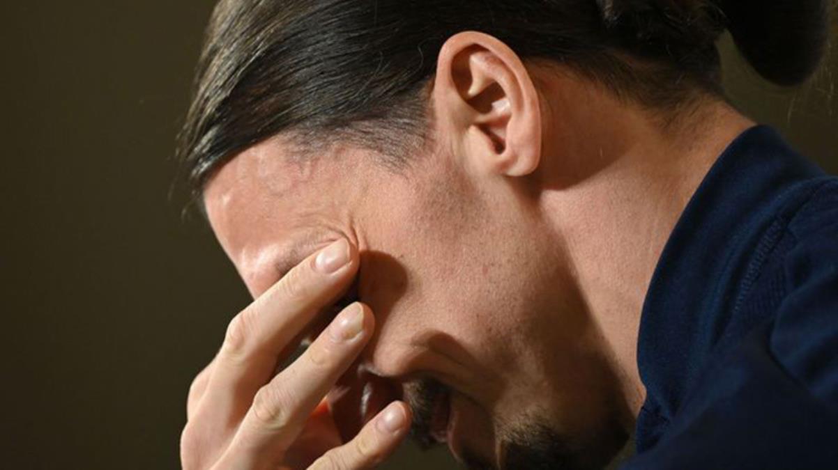 Zlatan Ibrahimovic, İsveç Milli Takımı'nın basın toplantısında gözyaşlarını tutamadı