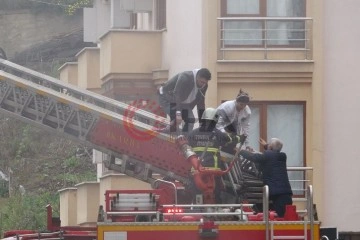 Zonguldak'ta yangın paniği, öğrenciler böyle kurtarıldı