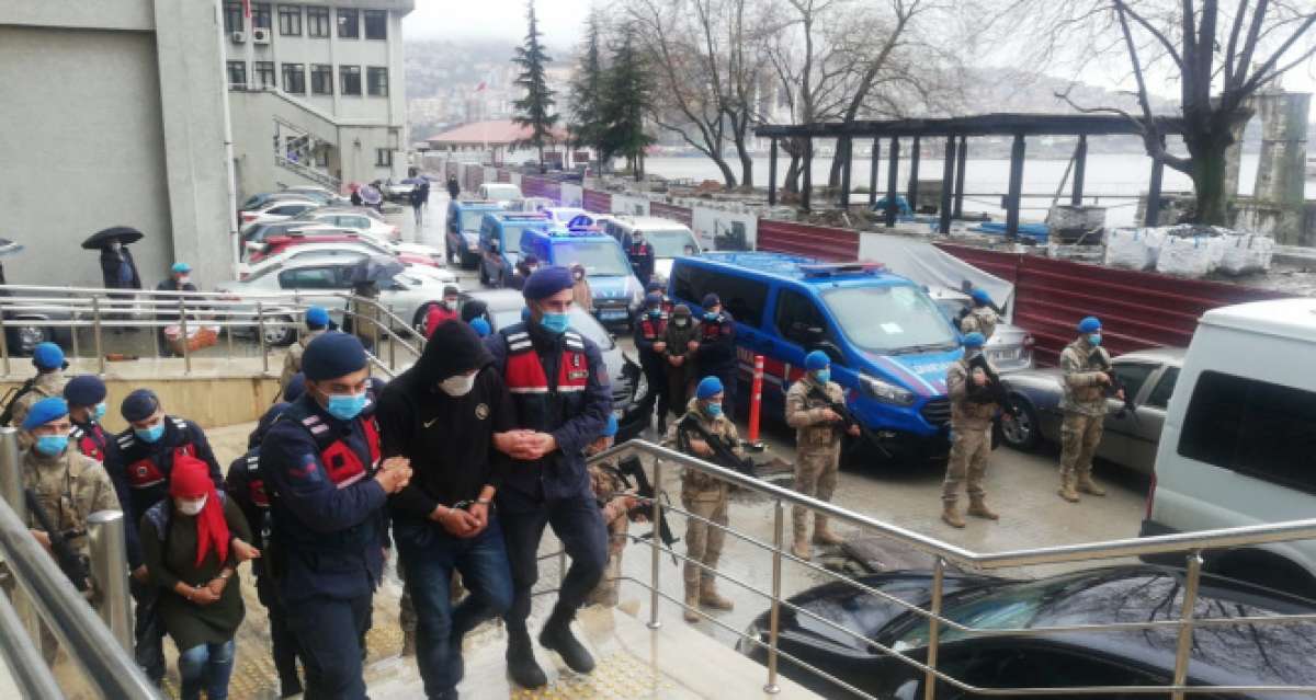 Zonguldak'taki vahşi cinayette üvey anne, baba ve öz kardeş tutuklandı