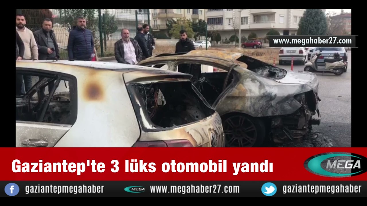 Gaziantep'te park halindeki 3 lüks otomobilde yangın çıktı.